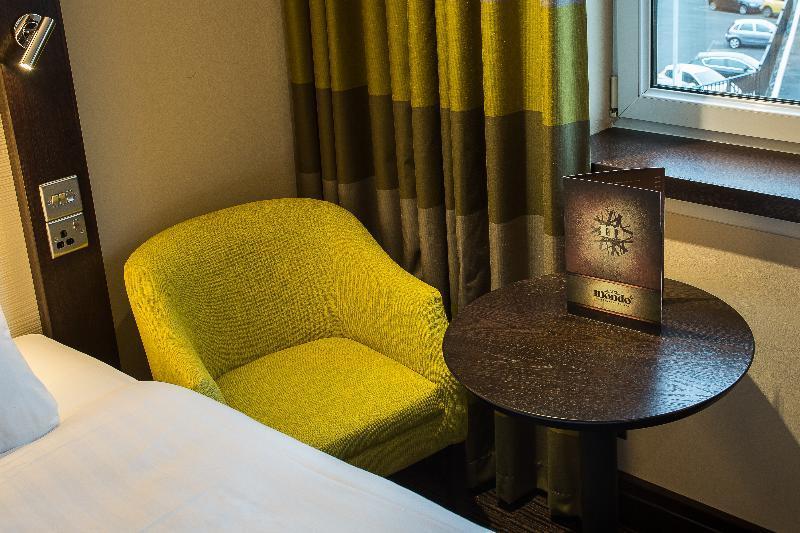 Mondo Hotel Котбрідж Екстер'єр фото